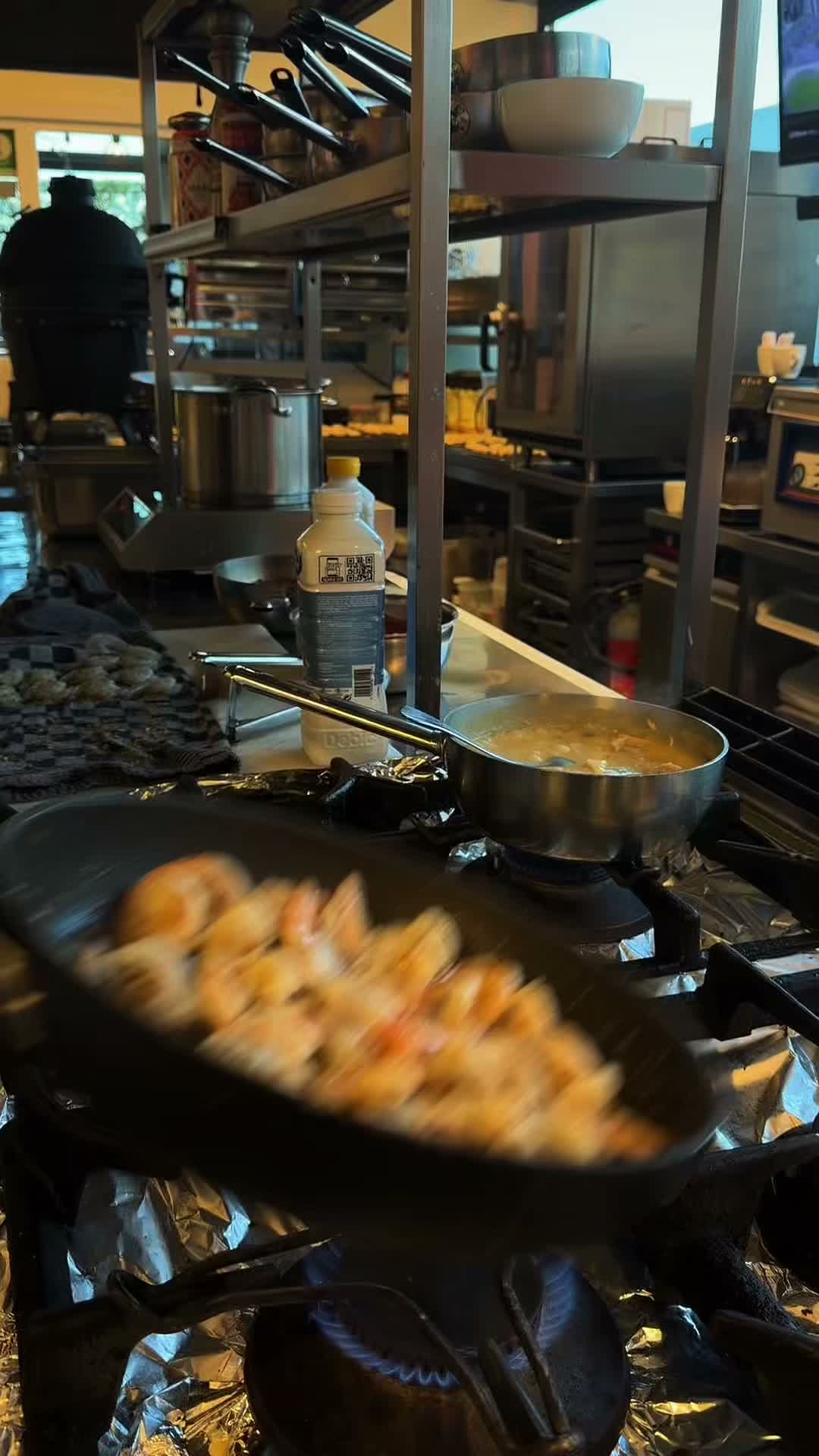 #smartijs Scampi à Volonté is terug! 🦐🤍

Vrijdag 10 juli zetten we opnieuw heerlijke, verse scampi’s à volonté op tafel. 

Reserveer snel en kom genieten van een gezellige avond! 🍽️✨

#smartijs  #gezellig #scampis